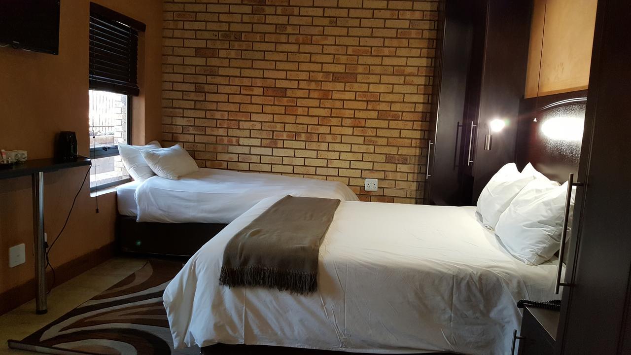 Royal Aloe Guest Lodge Mafikeng Εξωτερικό φωτογραφία